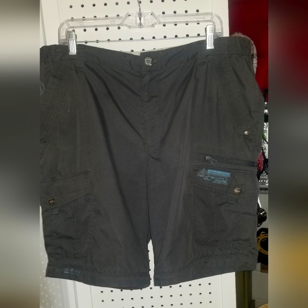 Point Zero Shorts,  Denim code